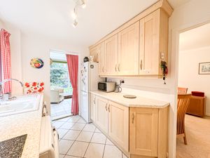 Photo 7- click for photo gallery